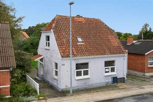 luder i fredeshaven|Frederikshavn 9900